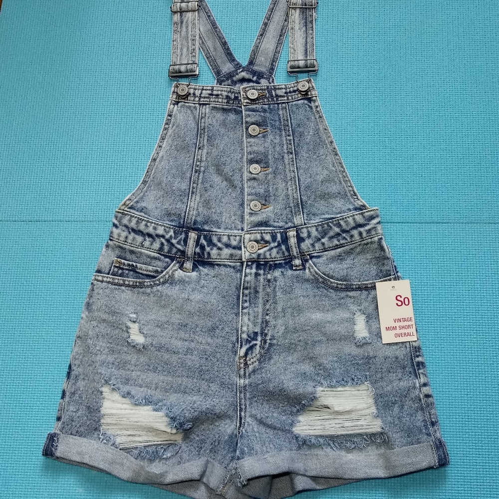NWT SO Vintage Mom Shorts Overall Cuffed Size S